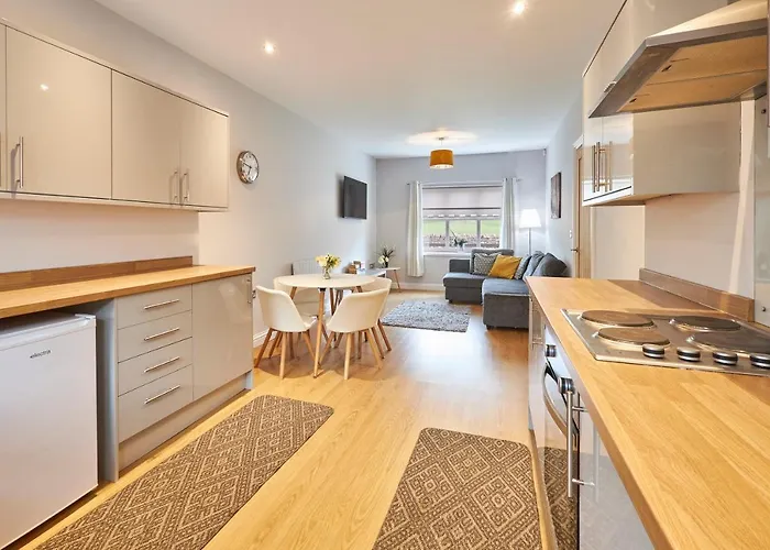 Host & Stay - Britton Hall Bungalow